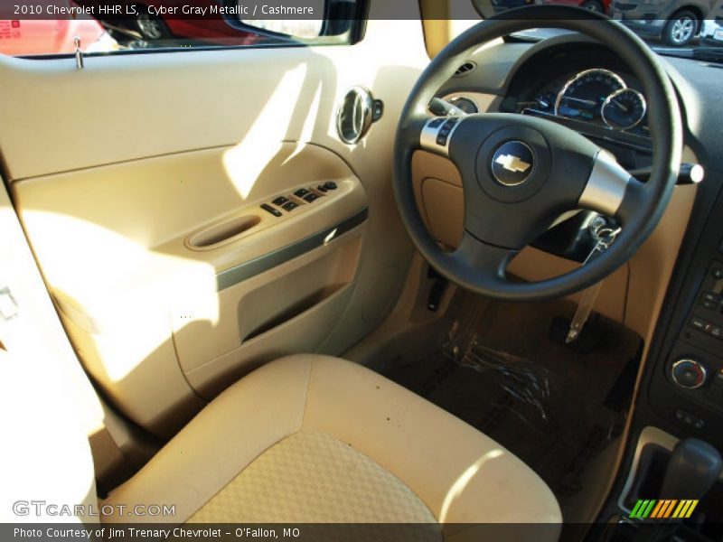 Cyber Gray Metallic / Cashmere 2010 Chevrolet HHR LS