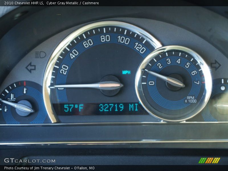 Cyber Gray Metallic / Cashmere 2010 Chevrolet HHR LS