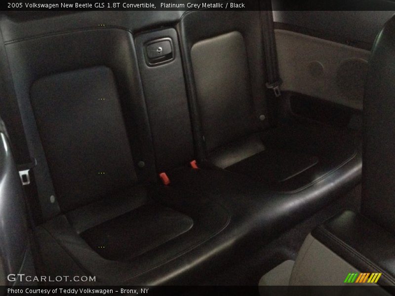 Platinum Grey Metallic / Black 2005 Volkswagen New Beetle GLS 1.8T Convertible