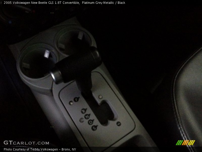 Platinum Grey Metallic / Black 2005 Volkswagen New Beetle GLS 1.8T Convertible