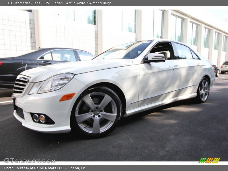 Arctic White / Almond Beige 2010 Mercedes-Benz E 350 Sedan