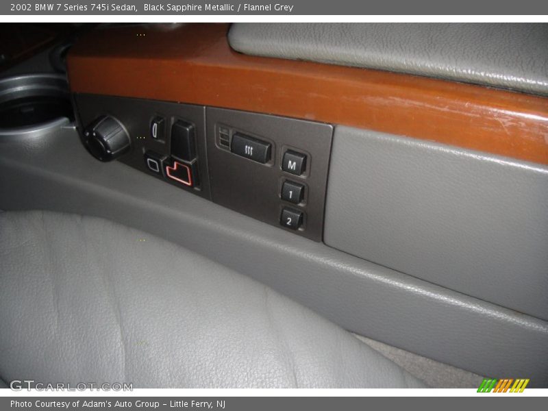 Black Sapphire Metallic / Flannel Grey 2002 BMW 7 Series 745i Sedan