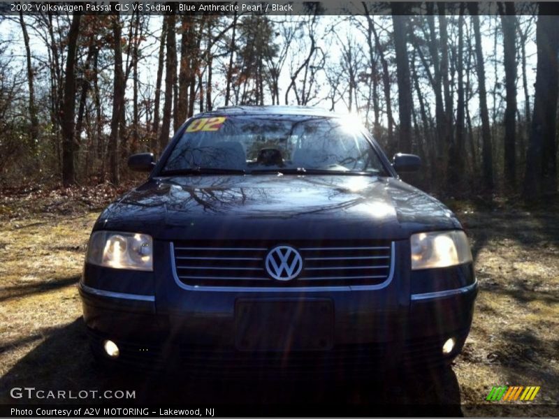 Blue Anthracite Pearl / Black 2002 Volkswagen Passat GLS V6 Sedan
