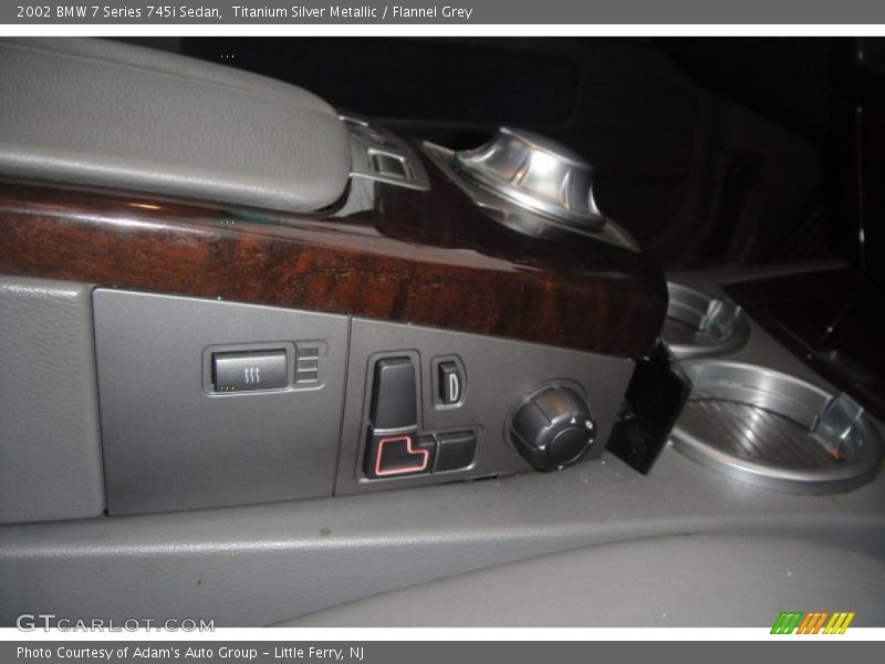 Titanium Silver Metallic / Flannel Grey 2002 BMW 7 Series 745i Sedan