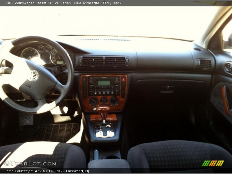 Blue Anthracite Pearl / Black 2002 Volkswagen Passat GLS V6 Sedan