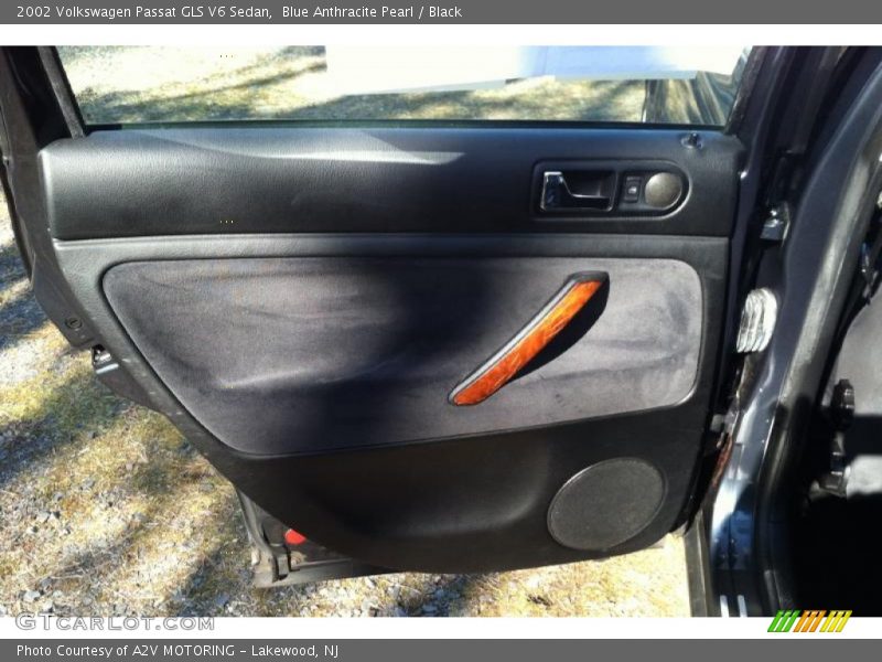 Blue Anthracite Pearl / Black 2002 Volkswagen Passat GLS V6 Sedan