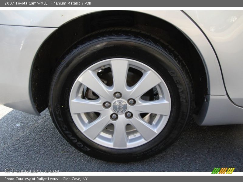 Titanium Metallic / Ash 2007 Toyota Camry XLE