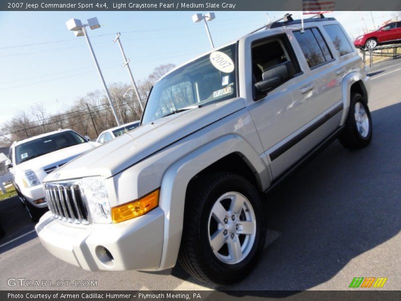 Light Graystone Pearl / Medium Slate Gray 2007 Jeep Commander Sport 4x4