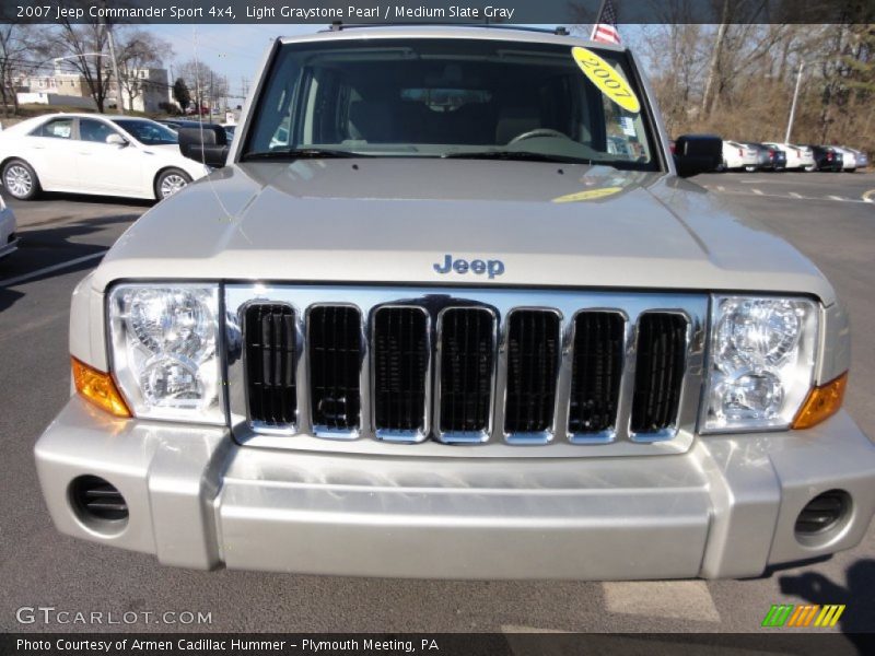 Light Graystone Pearl / Medium Slate Gray 2007 Jeep Commander Sport 4x4