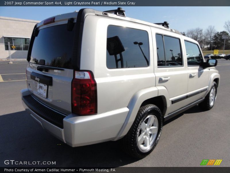 Light Graystone Pearl / Medium Slate Gray 2007 Jeep Commander Sport 4x4