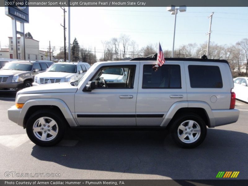 Light Graystone Pearl / Medium Slate Gray 2007 Jeep Commander Sport 4x4