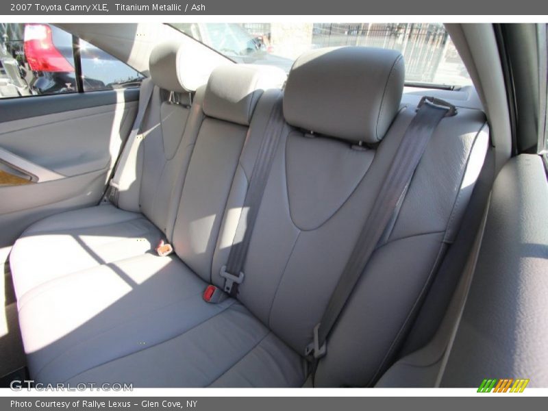 Titanium Metallic / Ash 2007 Toyota Camry XLE