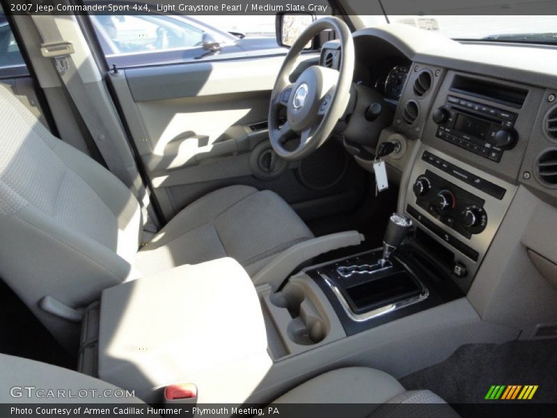 Light Graystone Pearl / Medium Slate Gray 2007 Jeep Commander Sport 4x4