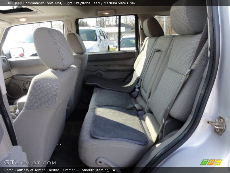 Light Graystone Pearl / Medium Slate Gray 2007 Jeep Commander Sport 4x4