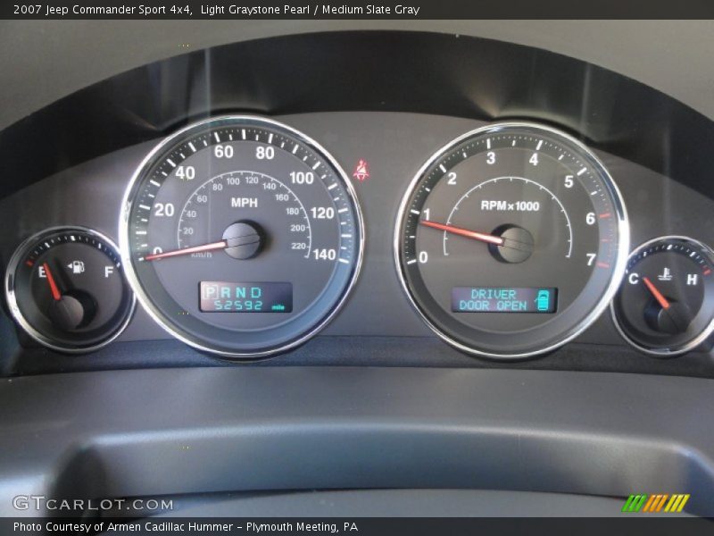 Light Graystone Pearl / Medium Slate Gray 2007 Jeep Commander Sport 4x4
