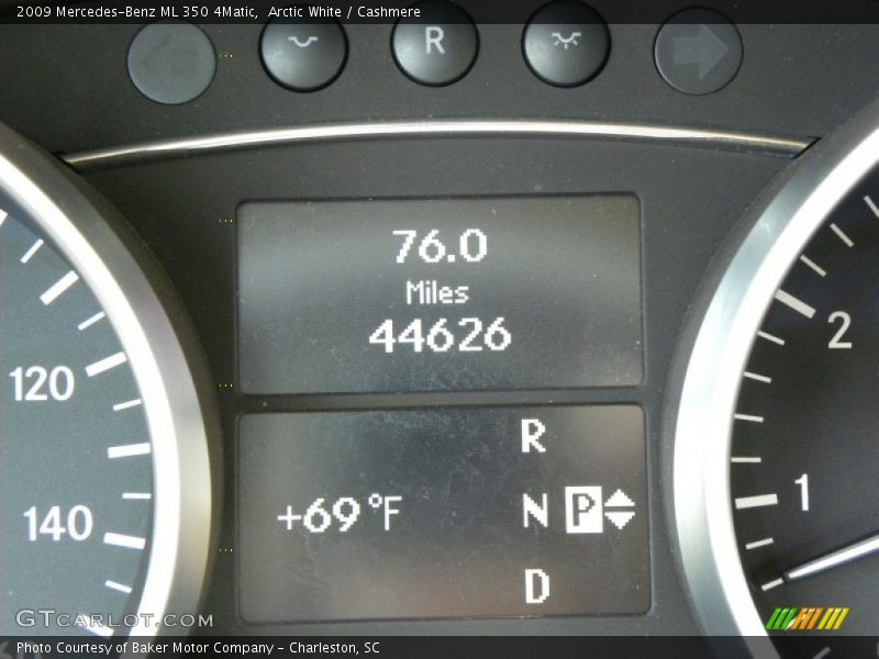 Arctic White / Cashmere 2009 Mercedes-Benz ML 350 4Matic
