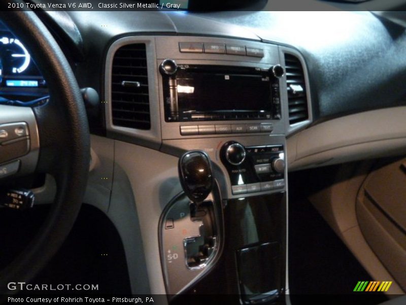 Classic Silver Metallic / Gray 2010 Toyota Venza V6 AWD