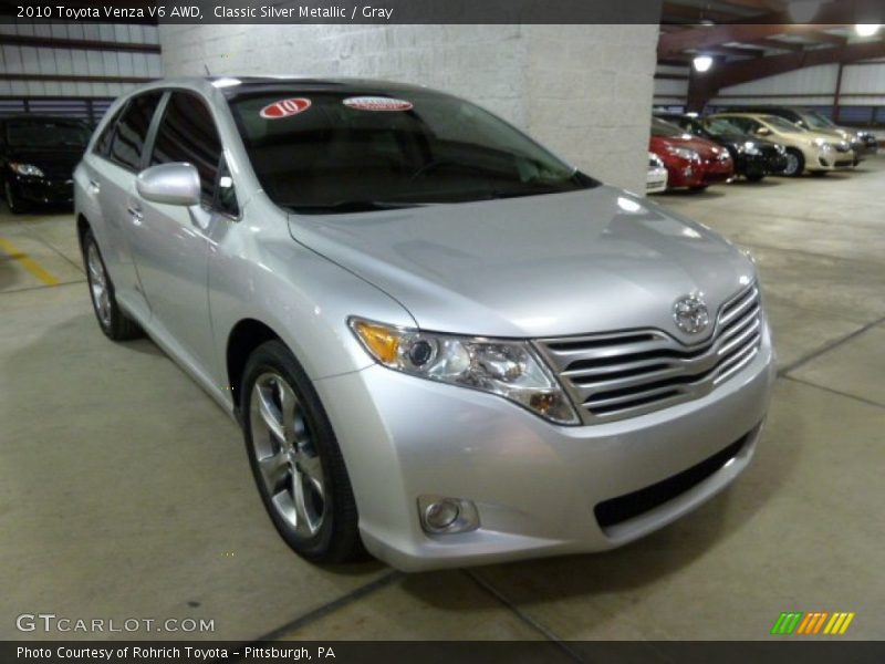 Classic Silver Metallic / Gray 2010 Toyota Venza V6 AWD