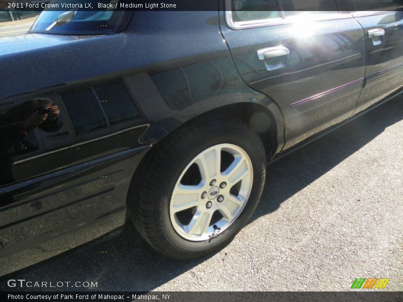 Black / Medium Light Stone 2011 Ford Crown Victoria LX