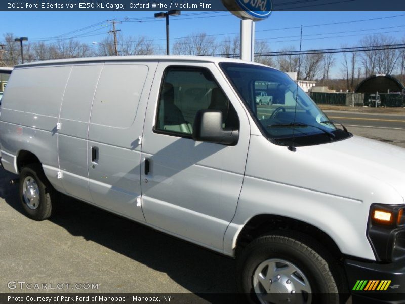 Oxford White / Medium Flint 2011 Ford E Series Van E250 XL Cargo