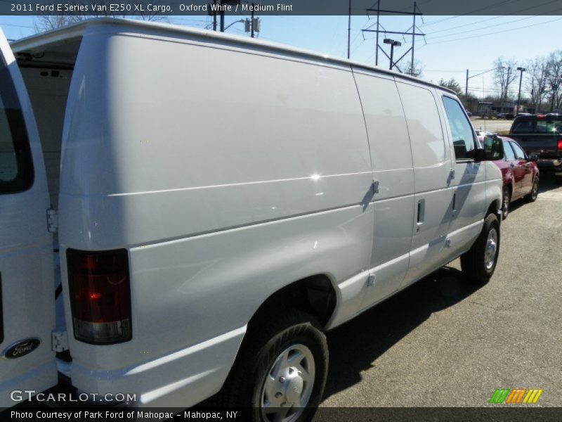 Oxford White / Medium Flint 2011 Ford E Series Van E250 XL Cargo