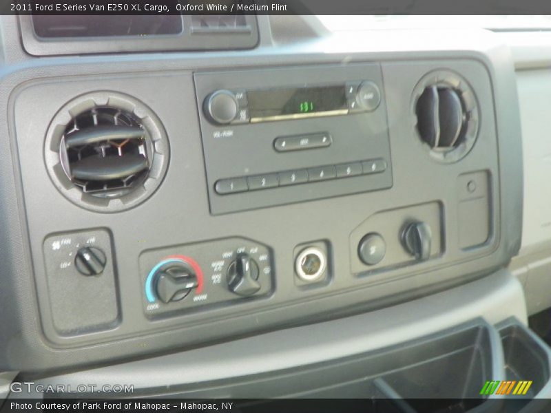 Oxford White / Medium Flint 2011 Ford E Series Van E250 XL Cargo