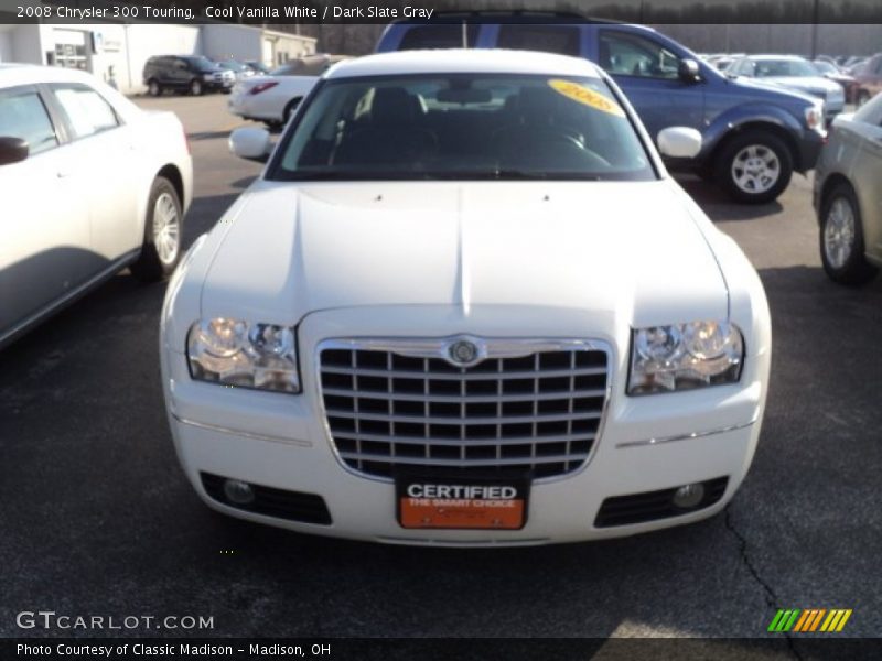 Cool Vanilla White / Dark Slate Gray 2008 Chrysler 300 Touring