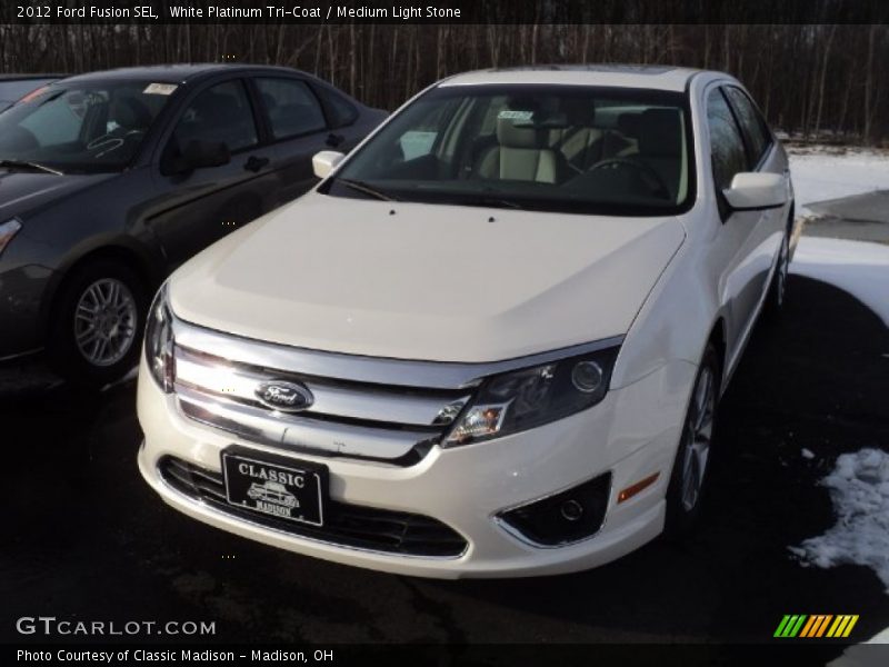 White Platinum Tri-Coat / Medium Light Stone 2012 Ford Fusion SEL