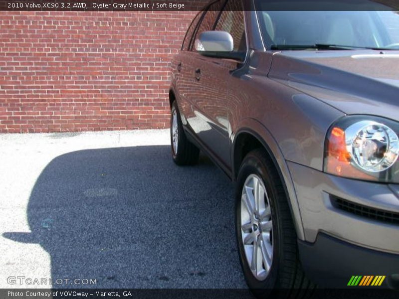 Oyster Gray Metallic / Soft Beige 2010 Volvo XC90 3.2 AWD