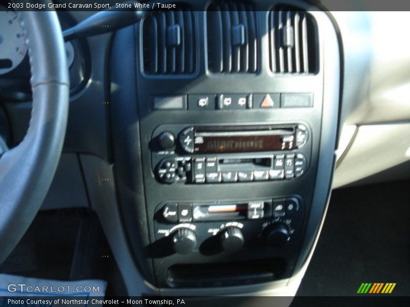 Stone White / Taupe 2003 Dodge Grand Caravan Sport