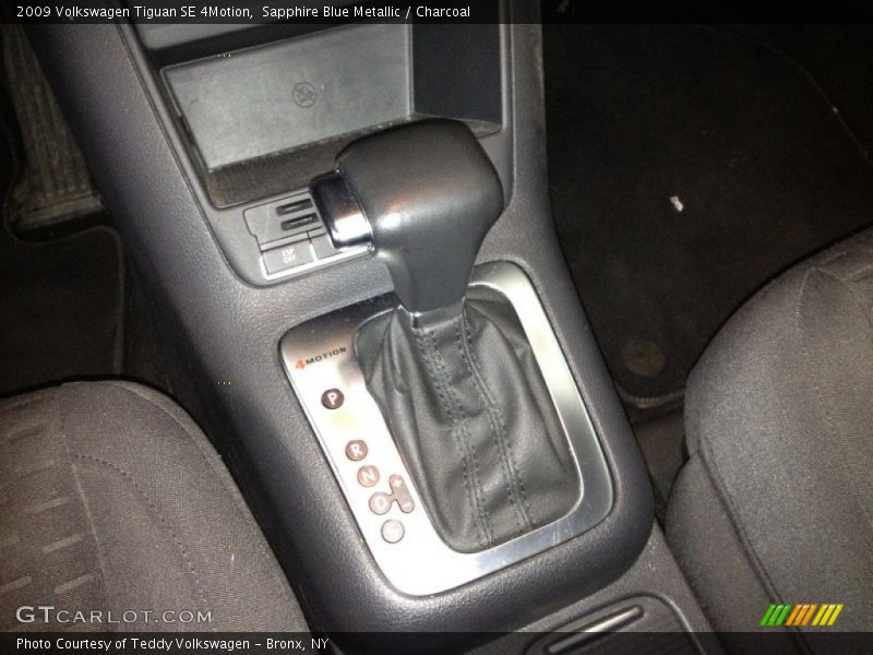 Sapphire Blue Metallic / Charcoal 2009 Volkswagen Tiguan SE 4Motion