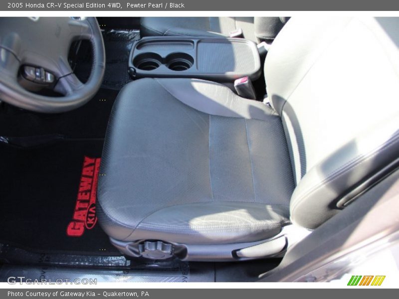 Pewter Pearl / Black 2005 Honda CR-V Special Edition 4WD