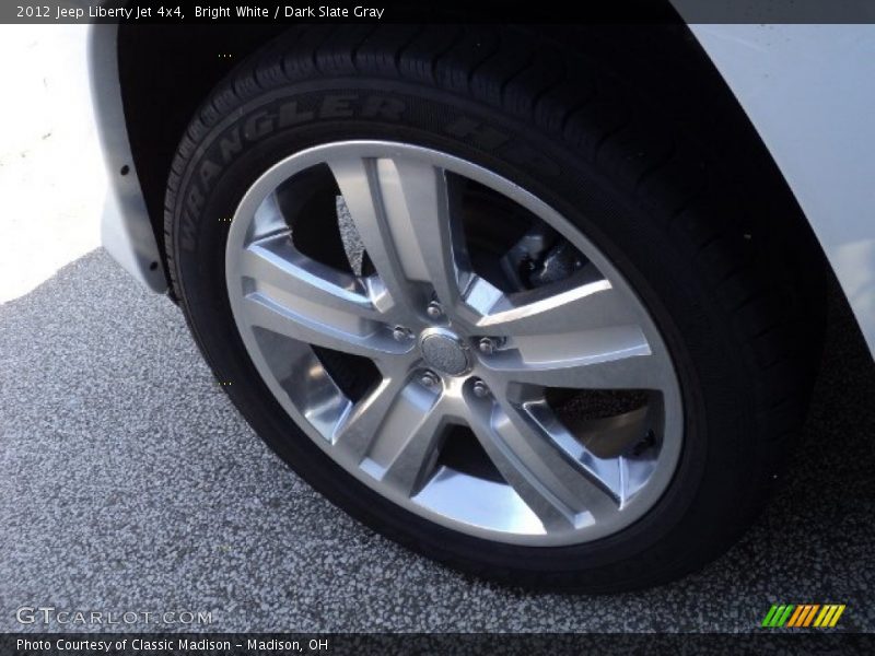 Bright White / Dark Slate Gray 2012 Jeep Liberty Jet 4x4