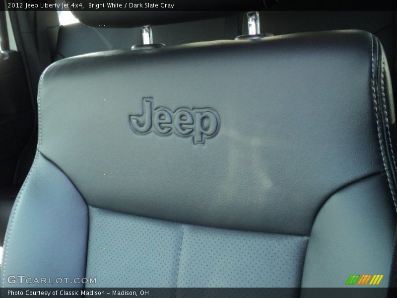 Bright White / Dark Slate Gray 2012 Jeep Liberty Jet 4x4