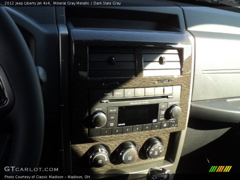 Mineral Gray Metallic / Dark Slate Gray 2012 Jeep Liberty Jet 4x4