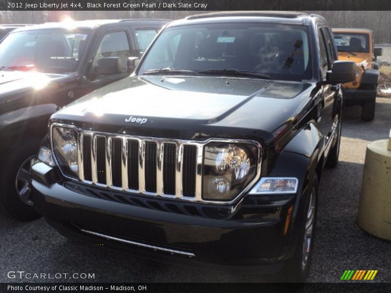Black Forest Green Pearl / Dark Slate Gray 2012 Jeep Liberty Jet 4x4
