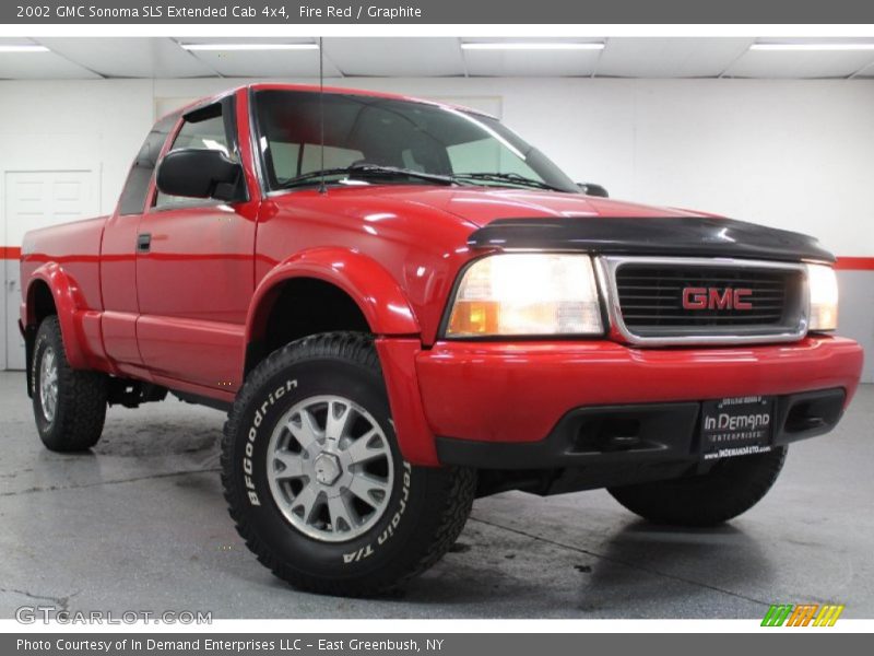 Fire Red / Graphite 2002 GMC Sonoma SLS Extended Cab 4x4