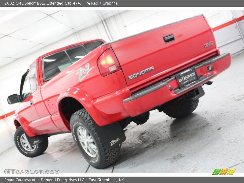 Fire Red / Graphite 2002 GMC Sonoma SLS Extended Cab 4x4