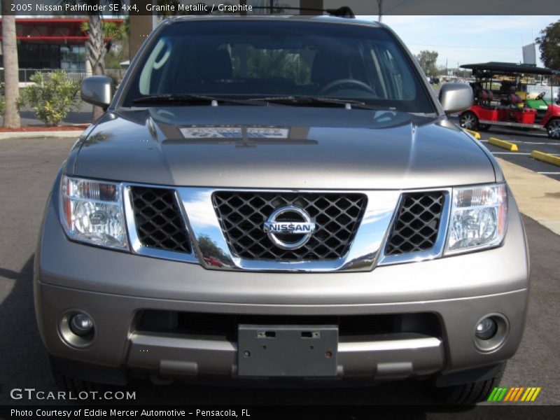 Granite Metallic / Graphite 2005 Nissan Pathfinder SE 4x4