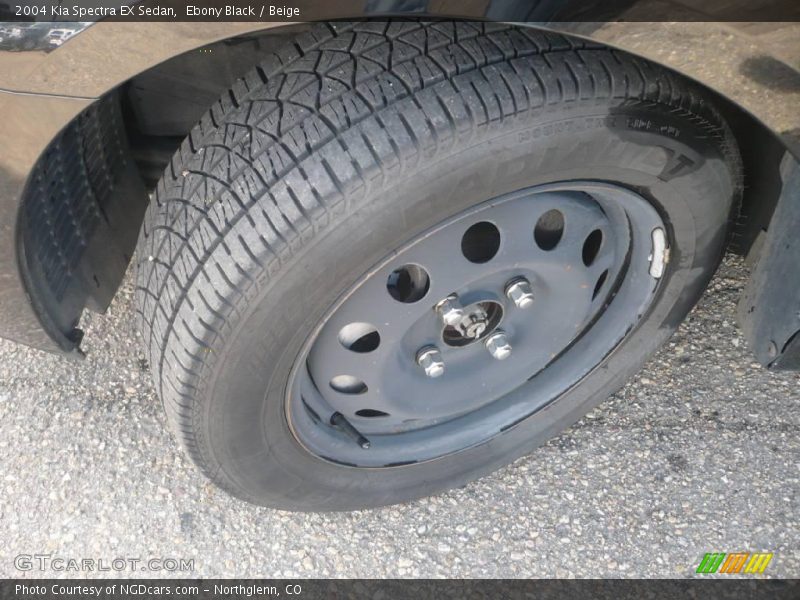 Ebony Black / Beige 2004 Kia Spectra EX Sedan