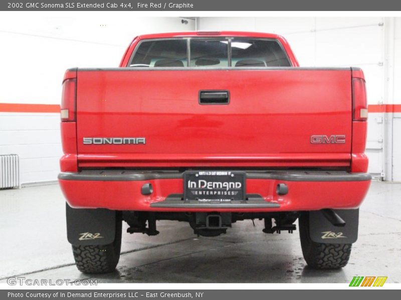 Fire Red / Graphite 2002 GMC Sonoma SLS Extended Cab 4x4