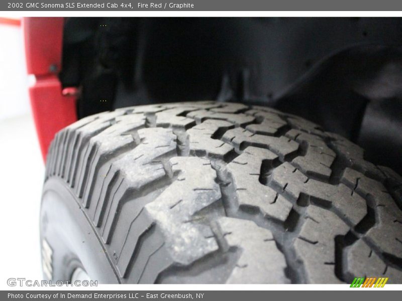 Fire Red / Graphite 2002 GMC Sonoma SLS Extended Cab 4x4