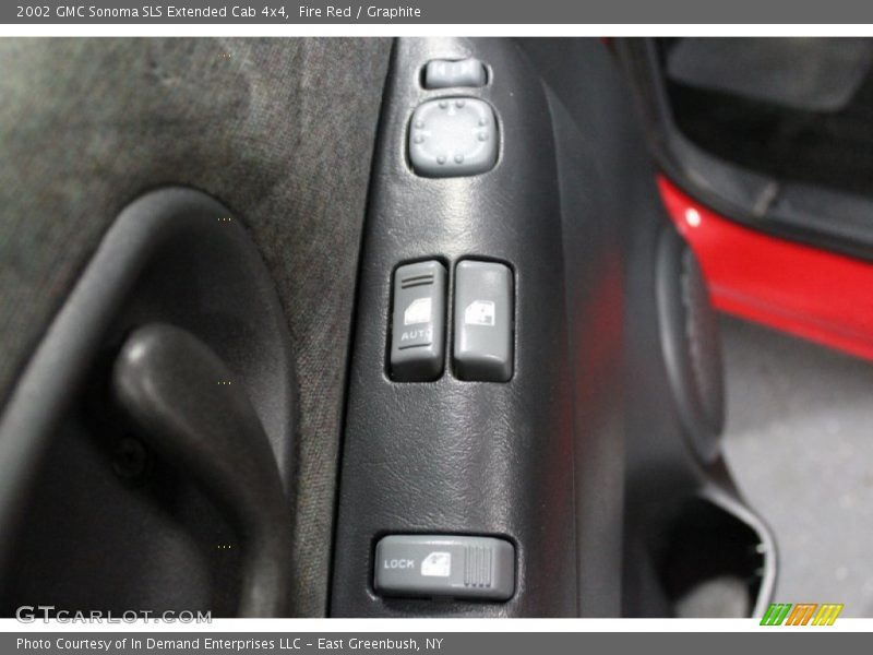 Fire Red / Graphite 2002 GMC Sonoma SLS Extended Cab 4x4