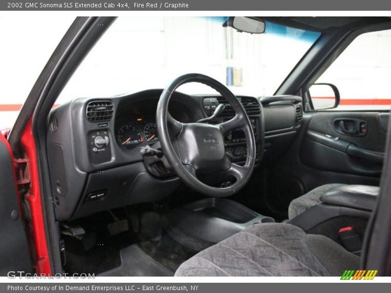 Fire Red / Graphite 2002 GMC Sonoma SLS Extended Cab 4x4
