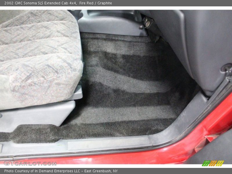 Fire Red / Graphite 2002 GMC Sonoma SLS Extended Cab 4x4