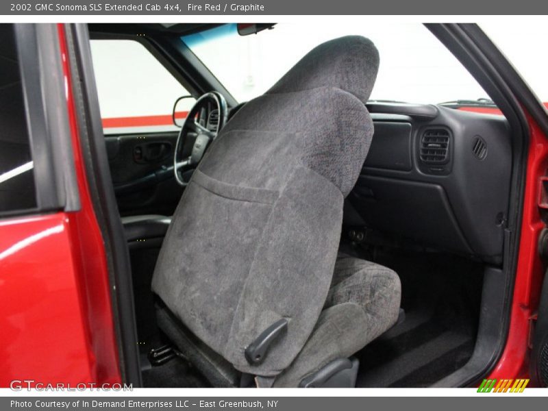 Fire Red / Graphite 2002 GMC Sonoma SLS Extended Cab 4x4