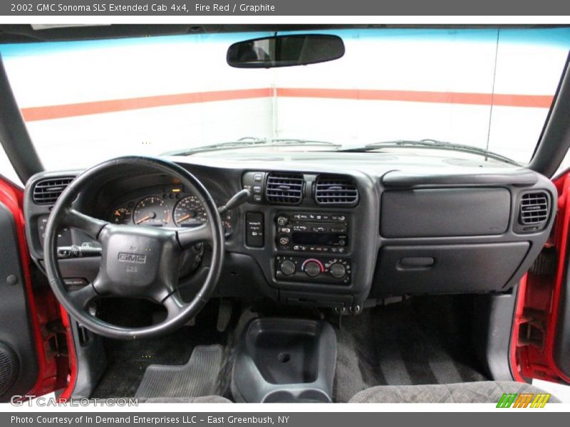 Fire Red / Graphite 2002 GMC Sonoma SLS Extended Cab 4x4