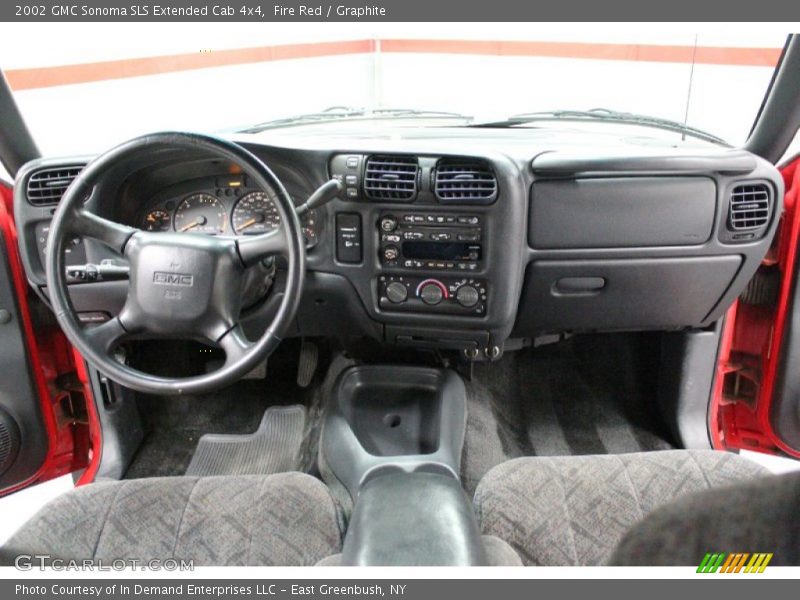 Fire Red / Graphite 2002 GMC Sonoma SLS Extended Cab 4x4