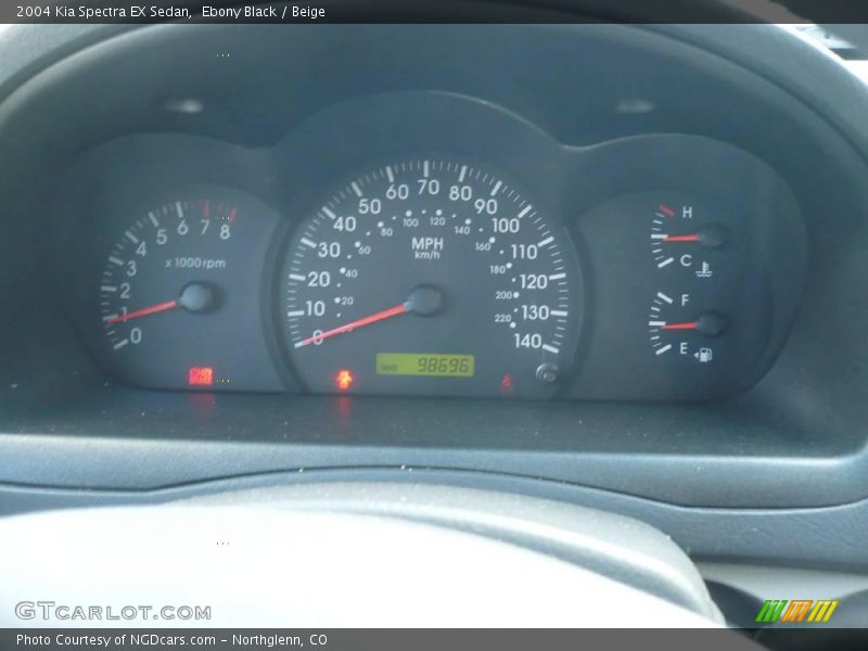 Ebony Black / Beige 2004 Kia Spectra EX Sedan