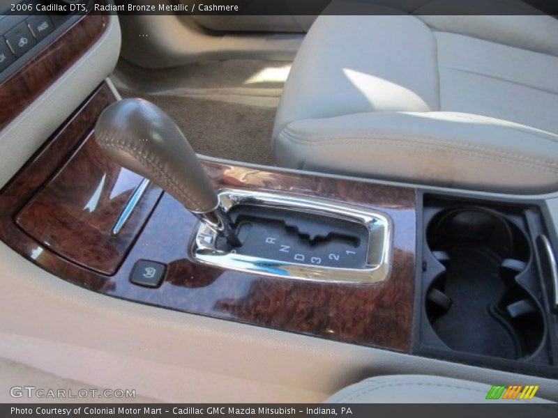 Radiant Bronze Metallic / Cashmere 2006 Cadillac DTS